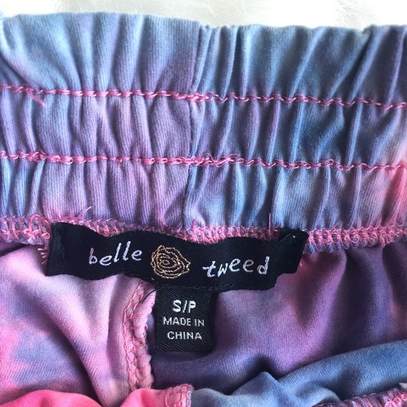 5/25$ 🌟 Tie Dye Shorts - Picture 4 of 4